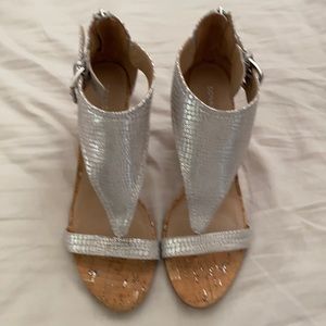NEW Donald J. Pliner Silver Sandals 10